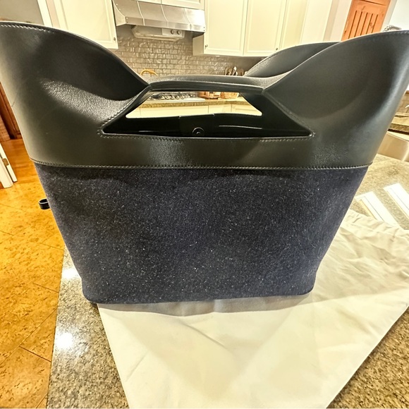 Alexander McQueen small black leather and denim THE BOW bag - Picture 3 of 16